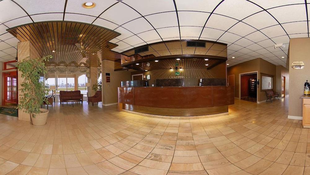 Quality Inn Ada Near University Luaran gambar
